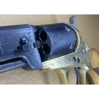 Rewolwer czarnoprochowy Colt Navy Mod.1851 kal.36